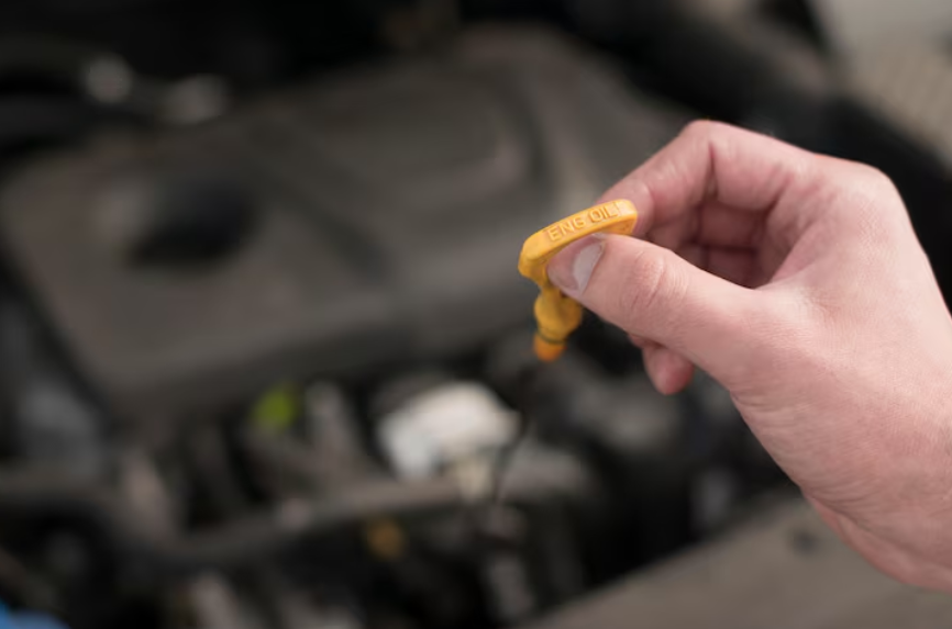 Katera viskoznost je primerna za bencinski motor (npr. 5W30, 10W40...)