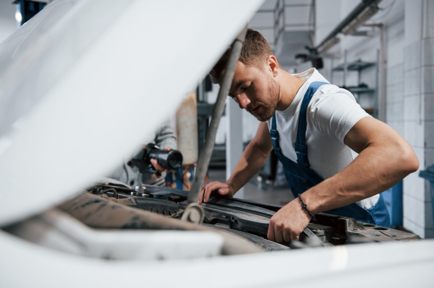 Zakaj je pomembno imeti prava orodja za menjavo olja