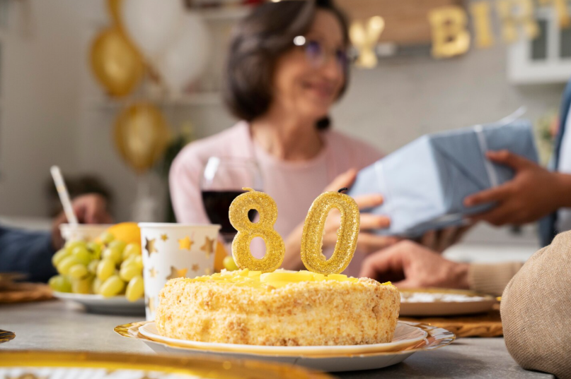 Prilagoditev praznovanja slavljencu (tempo, program, ambient)